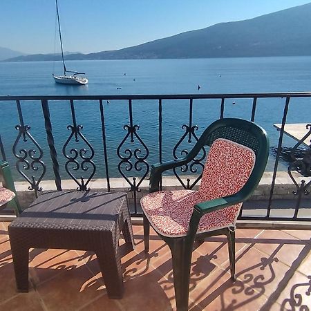Rooms Beba Herceg Novi Buitenkant foto