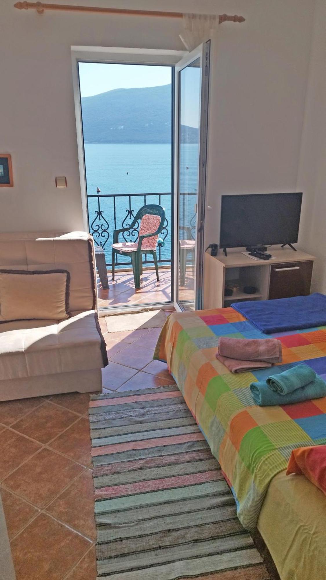 Rooms Beba Herceg Novi Buitenkant foto